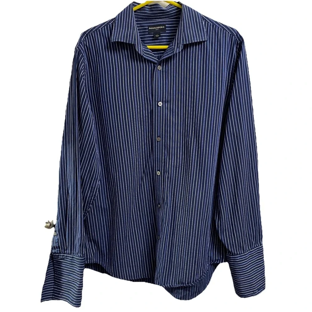 Banana Republic Men Long Sleeve Button Down Stripe Blue&White Dress Shirt Sz.L‎